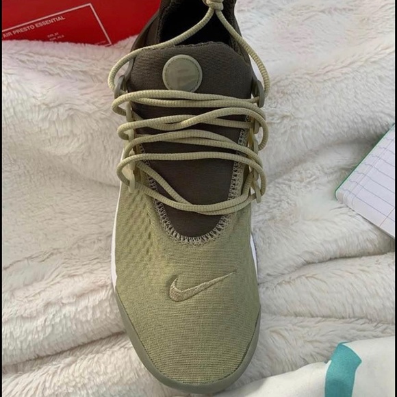 Nike sneakers main image 4